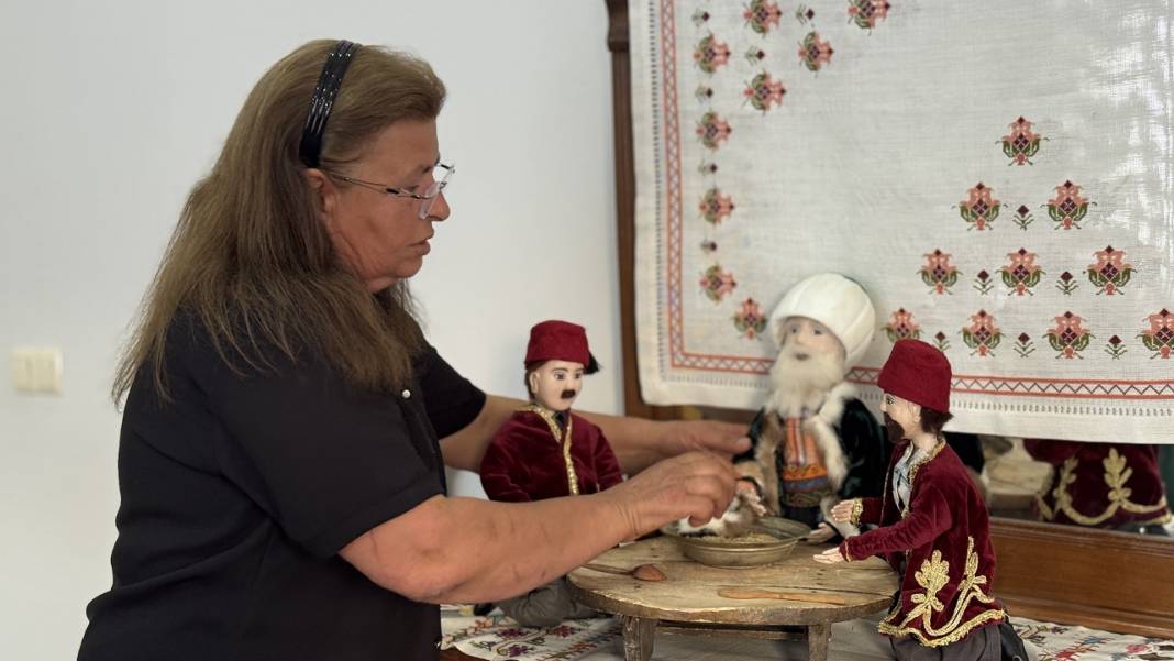 Konyalı usta Nasreddin Hoca'nın fıkralarını yaptığı bebeklerle yaşatıyor 4
